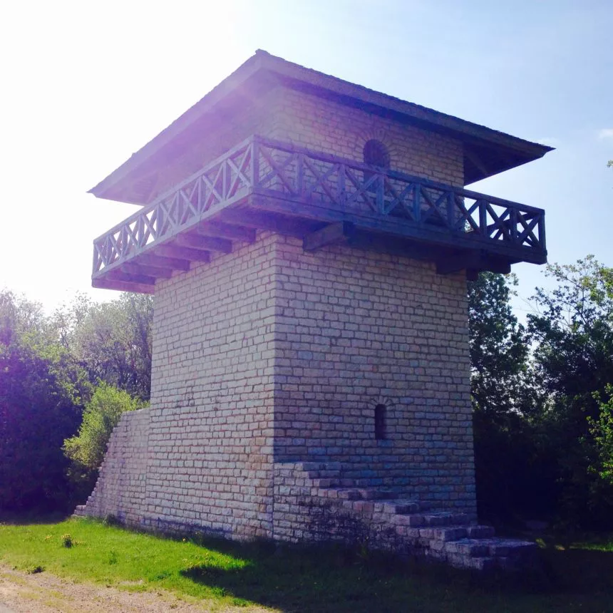 Der Limes-Turm bei Erkertshofen