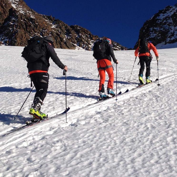 Angeseilt am Pitztaler Gletscher