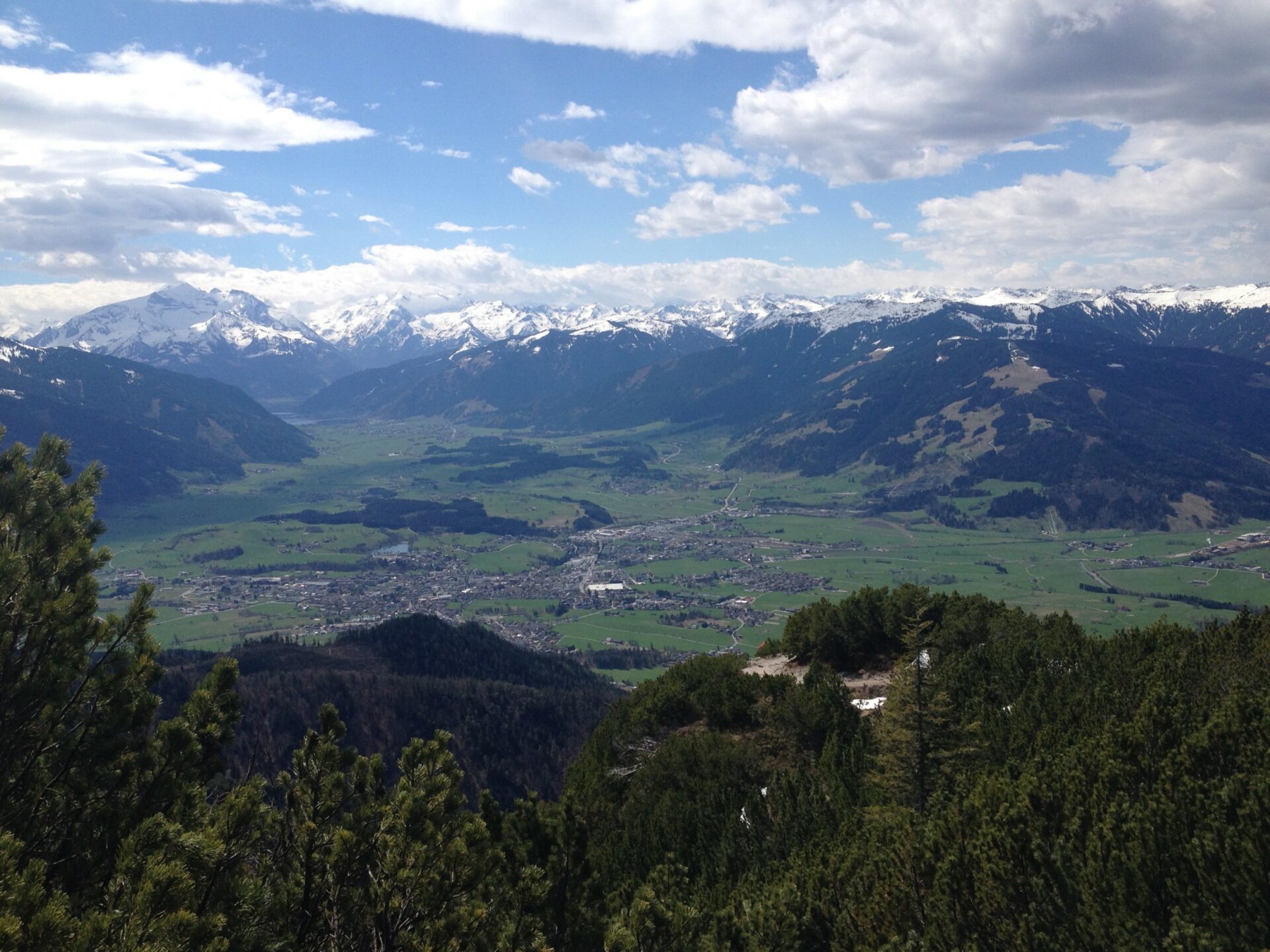 Blick in Richtung Wiesbachhorn, Kitzsteinhorn und Hohe Tauern