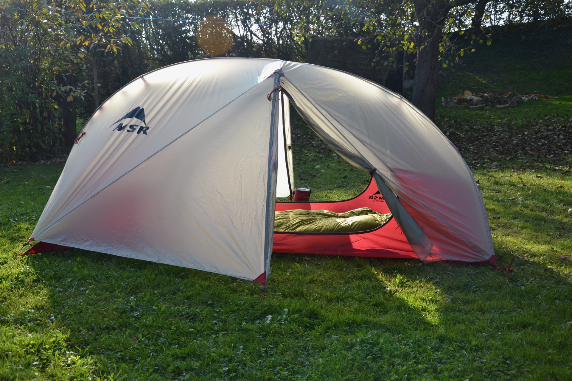 Leichte Zelte im Test: MSR Freelite 2 vs. Nordisk Telemark 2 LW › mehr ...