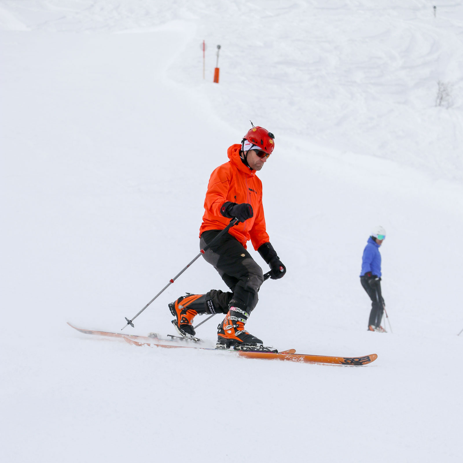 Outdoor AZ Telemark Skifahren ganz höflich mit Knicks › mehrberge.de